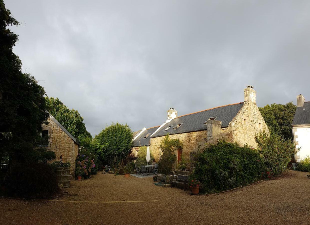 Hotel La Ferme de Kerhors Tréméoc Exterior foto